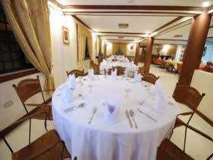 La Roca Veranda Suites & Restaurant Legazpi Exteriér fotografie